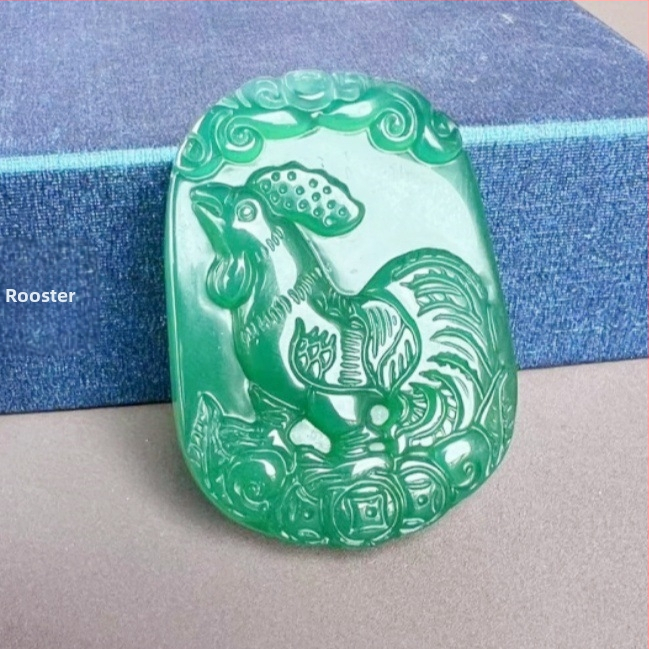 Loomakujulise chalcedooni agaatiga rippuv ornament, graveerimine ja poleerimine, kaasaegne minimalistlik stiil, kaheteistkümne zodiaki tähemärgid