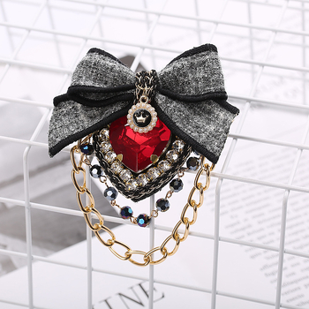 Broš u obliku mašne s leopardim uzorkom, biserno cvijeće i resica, legura, elektroplatiranje, HDJ009