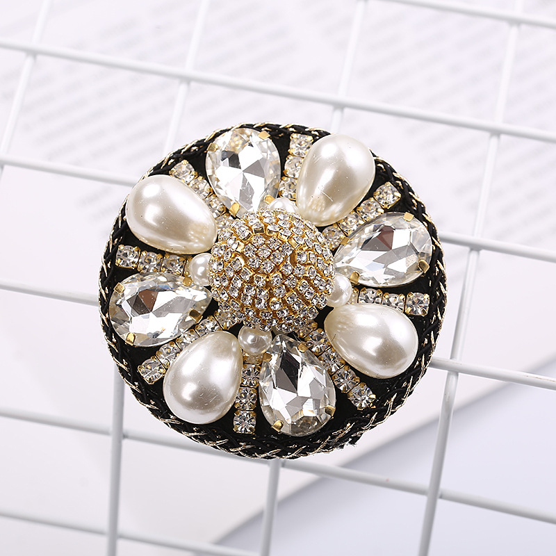 Broš u obliku mašne s leopardim uzorkom, biserno cvijeće i resica, legura, elektroplatiranje, HDJ009