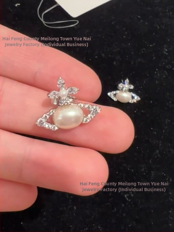 Kõrvarõngad südamekujuline lipsukujundusega, sulam, elektroplaaditud, kerge luksusstiil