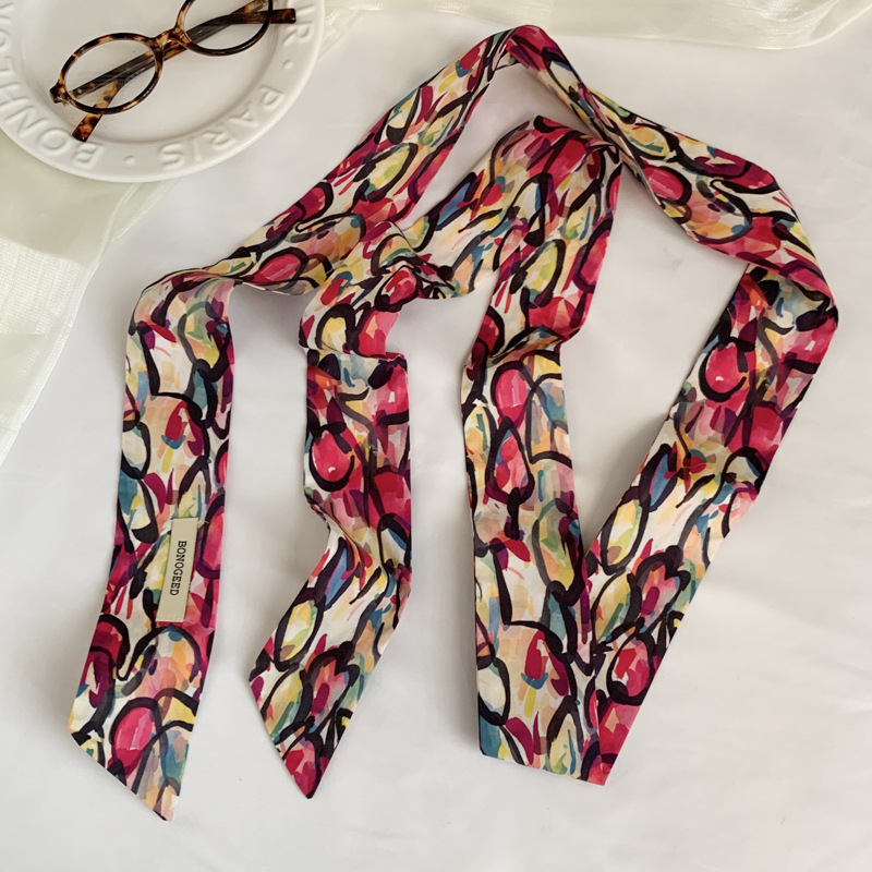 Hajpánt sállal, tavasz 2025, egyszerű szövés, poliészter, közepes hosszúságú, nyomtatás