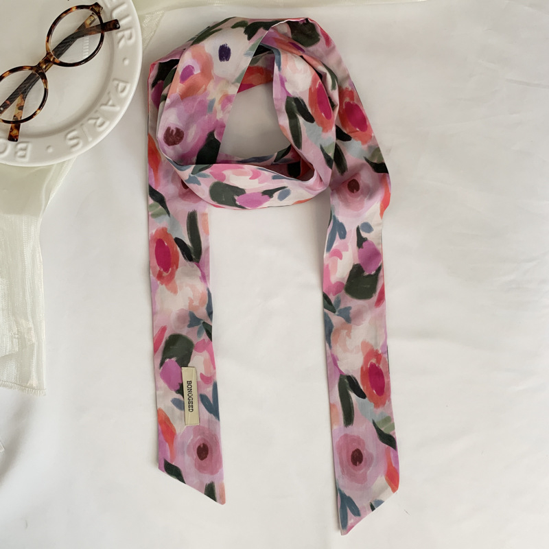 Hajpánt sállal, tavasz 2025, egyszerű szövés, poliészter, közepes hosszúságú, nyomtatás