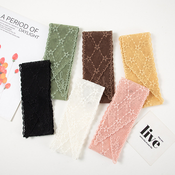 ilyEe eșarfă pentru cap din dantelă — warp‑knitted poliester, peste 96% poliester, Primăvara 2024