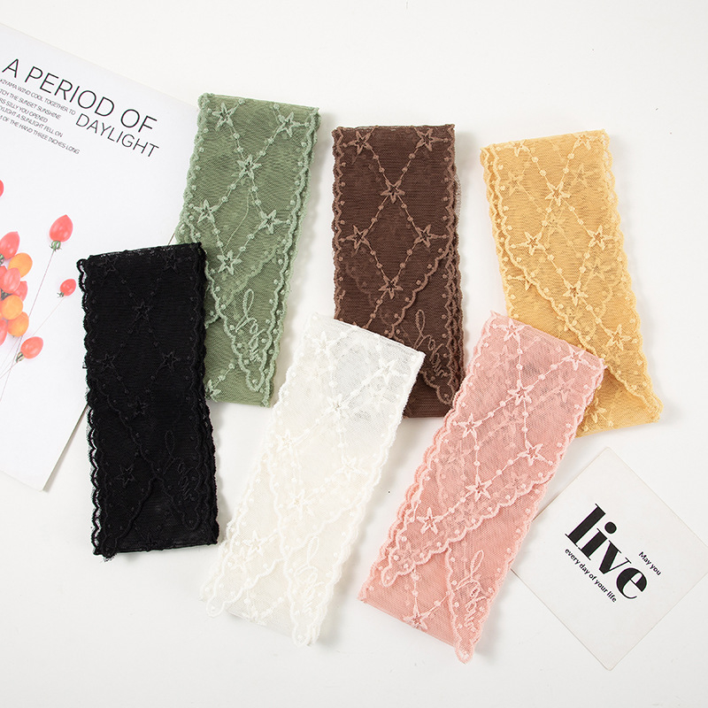 ilyEe eșarfă pentru cap din dantelă — warp‑knitted poliester, peste 96% poliester, Primăvara 2024