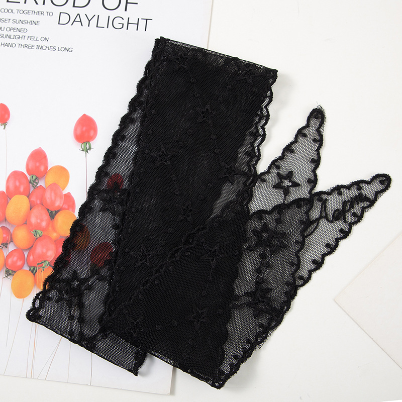 ilyEe eșarfă pentru cap din dantelă — warp‑knitted poliester, peste 96% poliester, Primăvara 2024