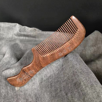 Mediniai masažo šukos plaukams iš sandalmedžio, su išgraviruotu gėlių ornamentu, ilgiems plaukams, namų naudojimui