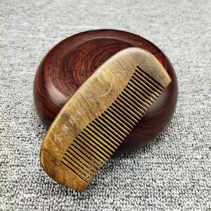 Mediniai masažo šukos plaukams iš sandalmedžio, su išgraviruotu gėlių ornamentu, ilgiems plaukams, namų naudojimui