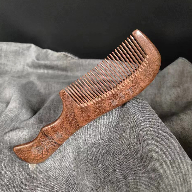 Mediniai masažo šukos plaukams iš sandalmedžio, su išgraviruotu gėlių ornamentu, ilgiems plaukams, namų naudojimui