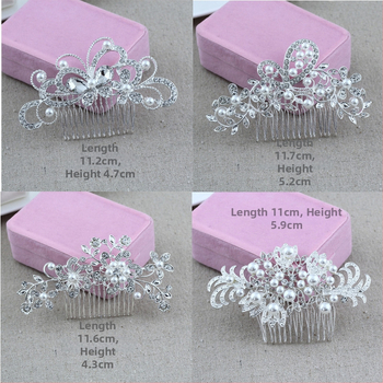 Koreapõhise stiiliga segust juuksekamm lillede motiiviga, elektroplakatsioon, kristallide aktsendid