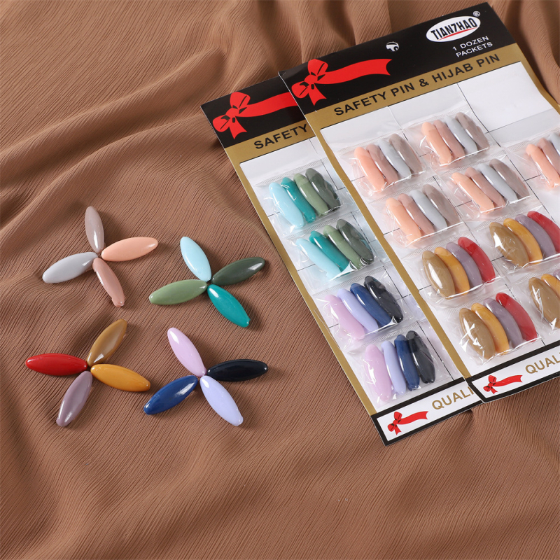 Plastična geometrijska ženska broš SP21 Ljeto 2022 Anti-izlaganje