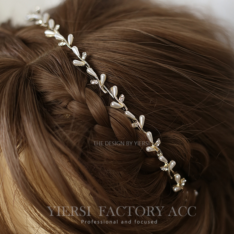 Galvas lente ar pērļu un kristālu ziedu, sakausējums, elektroplakāts, rudens 2023, japāņu un korejiešu stils, sievietēm