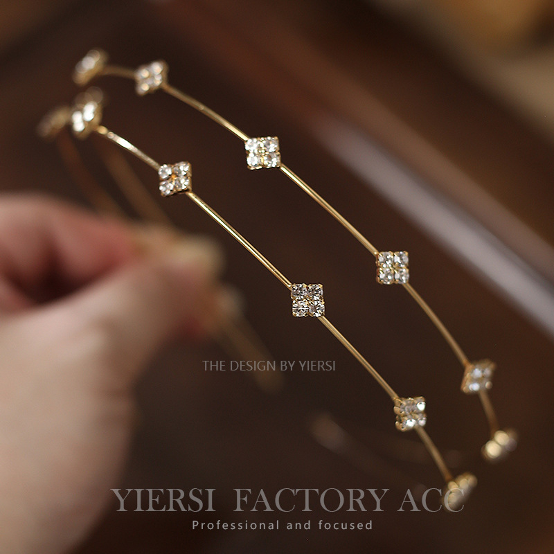 Galvas lente ar pērļu un kristālu ziedu, sakausējums, elektroplakāts, rudens 2023, japāņu un korejiešu stils, sievietēm