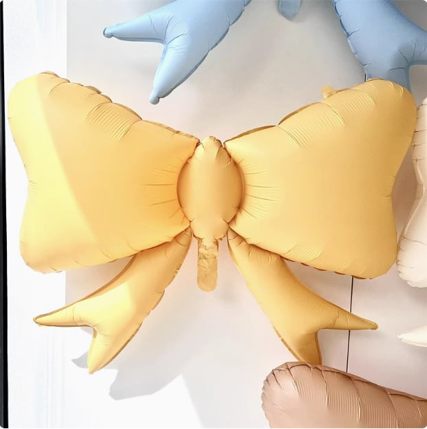 Dekoratiivsed õhupallirekviziidid loomakujuliste karikatüüpidega, alumiiniumfooliumist, trükitud logoga