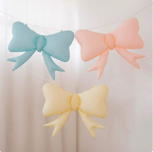 Dekoratiivsed õhupallirekviziidid loomakujuliste karikatüüpidega, alumiiniumfooliumist, trükitud logoga