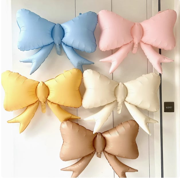 Dekoratiivsed õhupallirekviziidid loomakujuliste karikatüüpidega, alumiiniumfooliumist, trükitud logoga