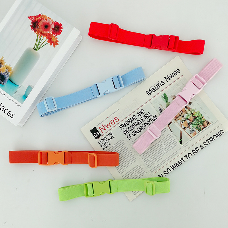 Curea elastică pentru copii din pânză, cu cataramă reglabilă din plastic, dreptunghiulară (material: pânză; cataramă: plastic; formă cataramă: dreptunghiulară; reglabil: da; pentru exterior)