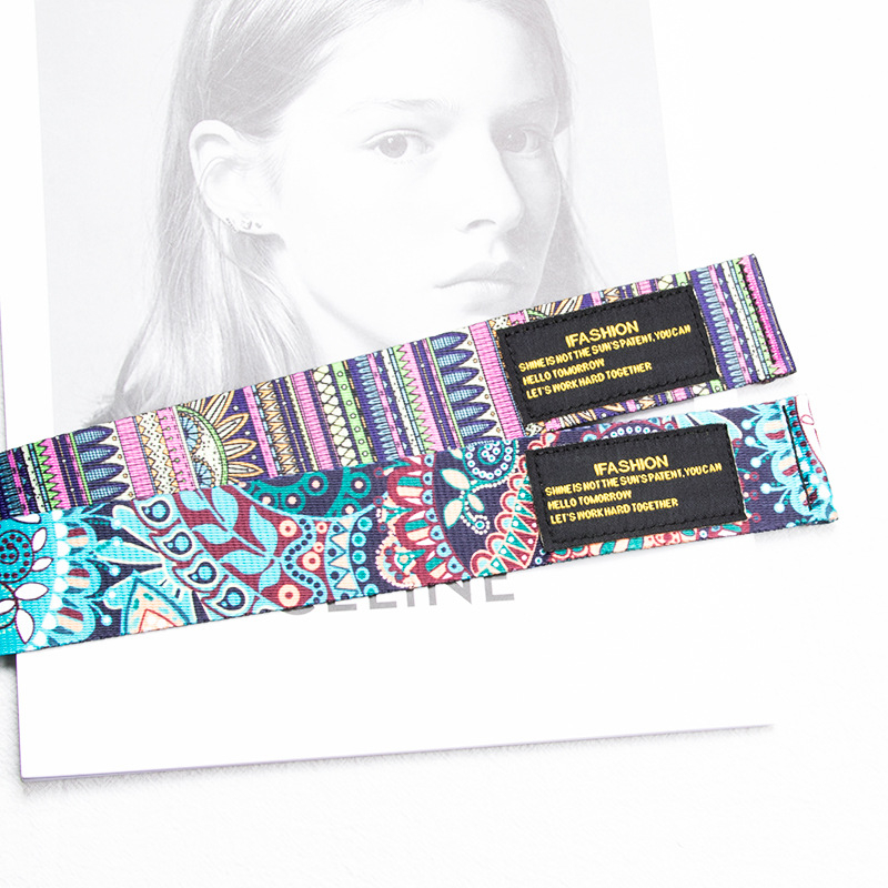 Kangast vöö kobras lukuga, luku materiāls: sulam, kinnitamine: lukk, laius 2-4 cm