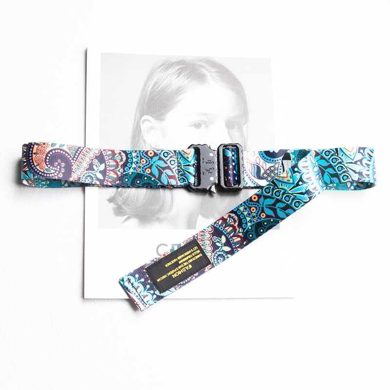 Kangast vöö kobras lukuga, luku materiāls: sulam, kinnitamine: lukk, laius 2-4 cm