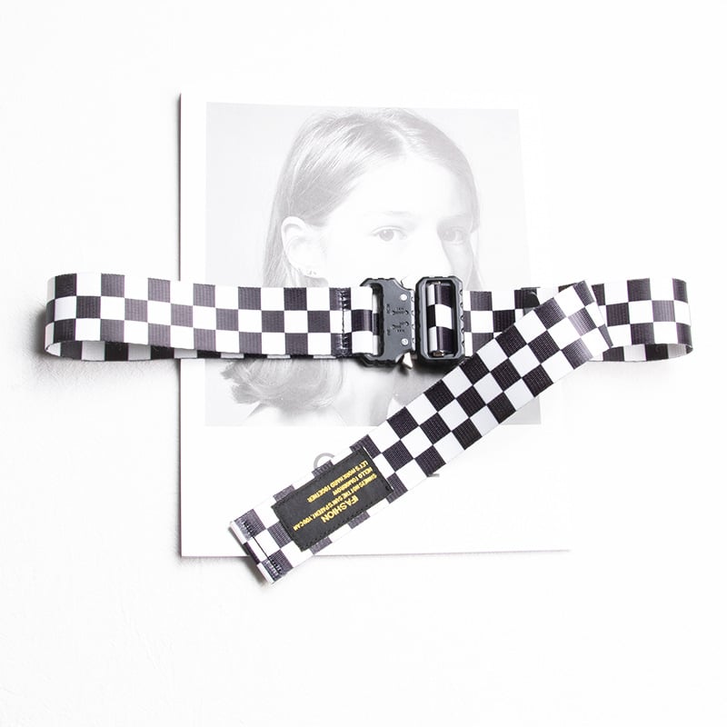 Kangast vöö kobras lukuga, luku materiāls: sulam, kinnitamine: lukk, laius 2-4 cm