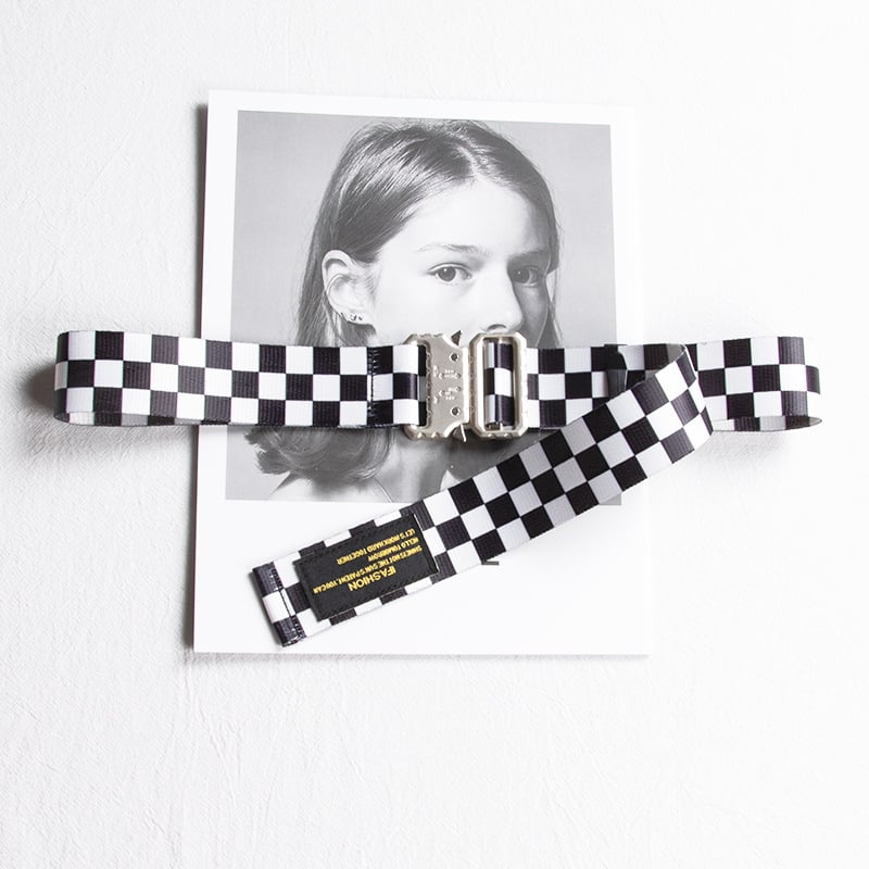 Kangast vöö kobras lukuga, luku materiāls: sulam, kinnitamine: lukk, laius 2-4 cm