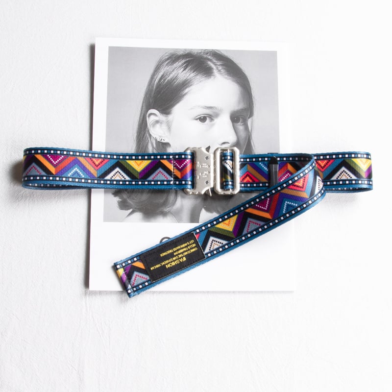 Kangast vöö kobras lukuga, luku materiāls: sulam, kinnitamine: lukk, laius 2-4 cm