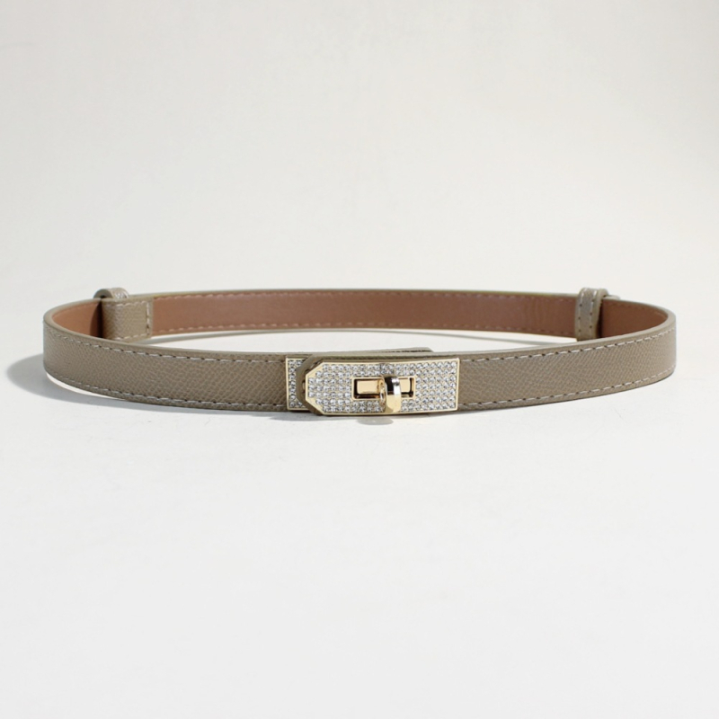 Sünteetilise naha vöö reguleeritava klamriga — õhuke, mitmekülgne sobib ülikonnale ja kleidile