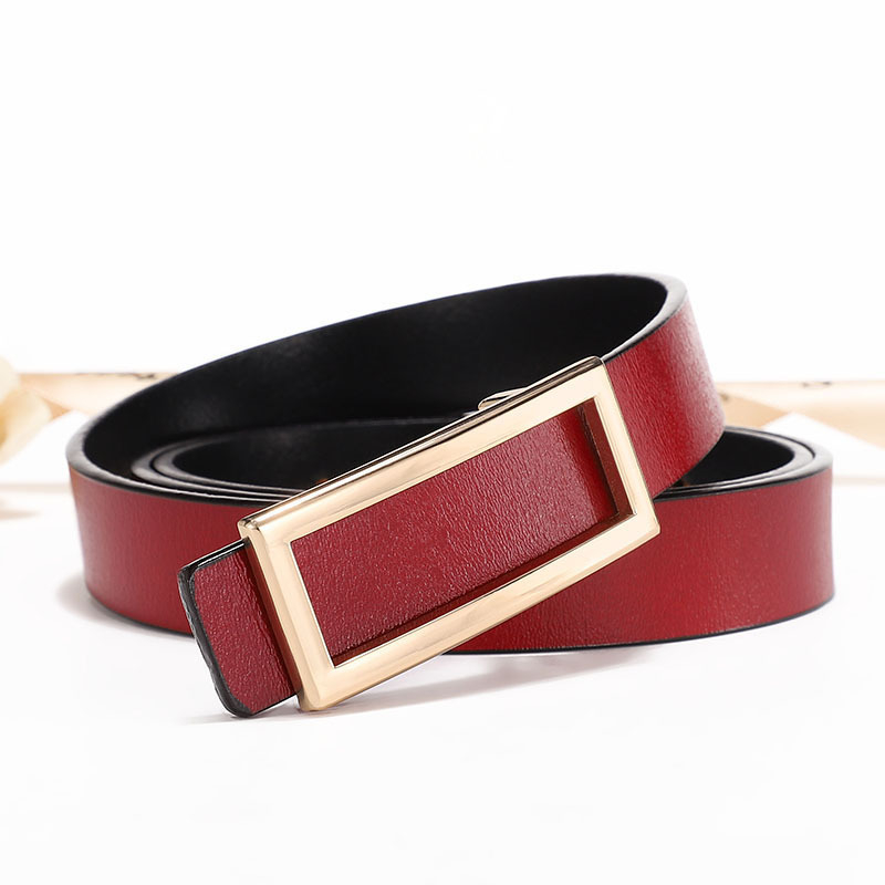 Naiste nahast vöö – õhuke, lihtne igapäevane stiil; kahekihiline veiselihast nahk; segust klamber; sujuv kinnitamine; lai 2–4 cm