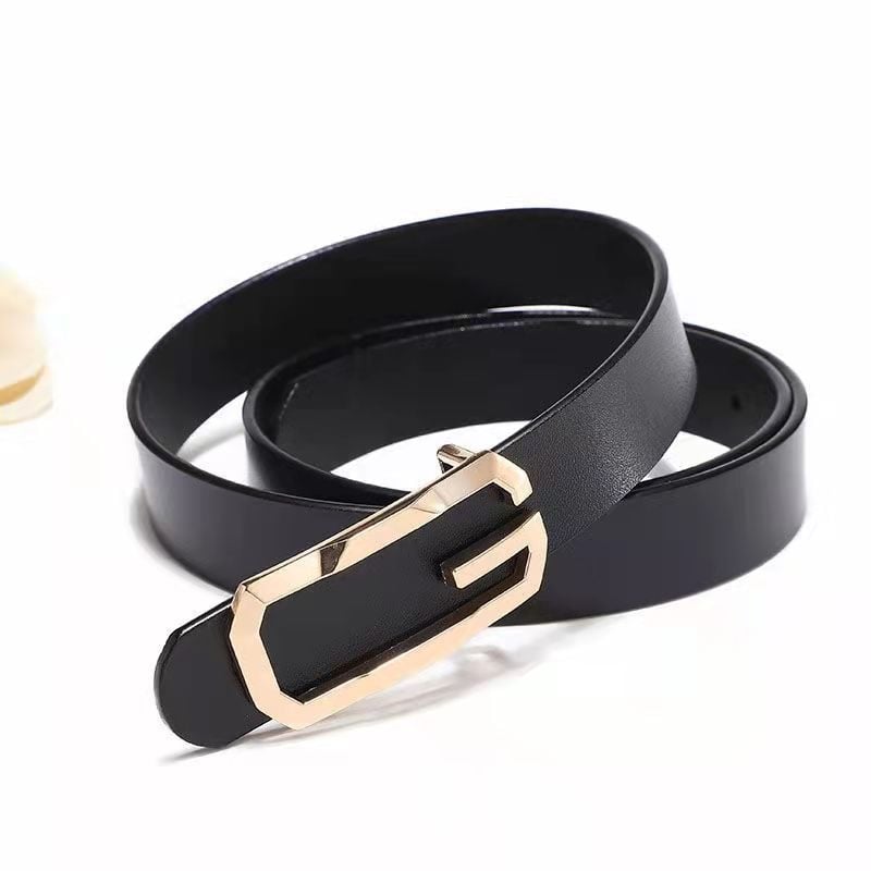 Naiste nahast vöö – õhuke, lihtne igapäevane stiil; kahekihiline veiselihast nahk; segust klamber; sujuv kinnitamine; lai 2–4 cm