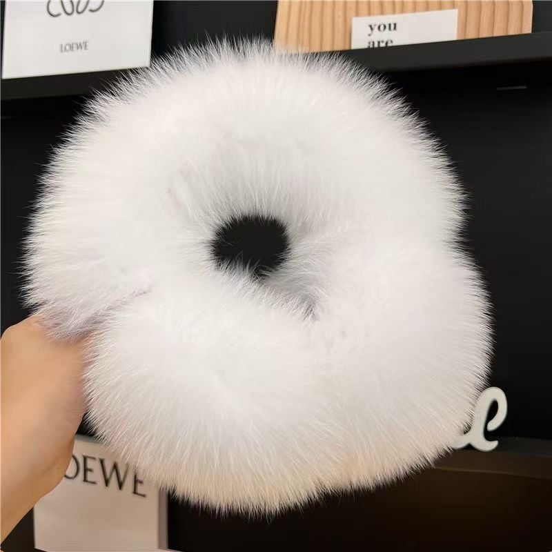 Rebane karusnahast kõrvakaitsmed naistele - monokroomne baasstiil, talvise soojus, 2025. aasta kevade väljaanne