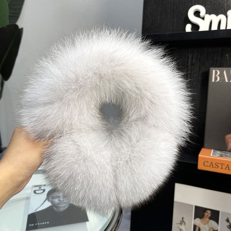 Rebane karusnahast kõrvakaitsmed naistele - monokroomne baasstiil, talvise soojus, 2025. aasta kevade väljaanne