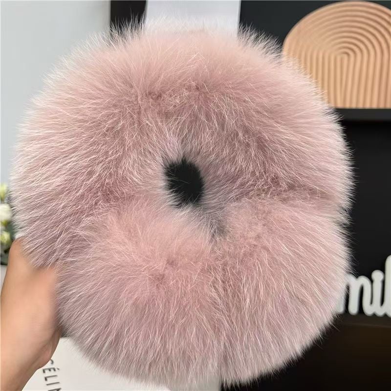 Rebane karusnahast kõrvakaitsmed naistele - monokroomne baasstiil, talvise soojus, 2025. aasta kevade väljaanne