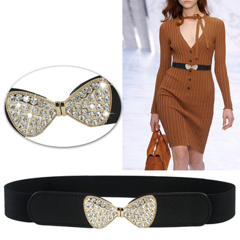 Ελαστική ζώνη μέσης για εκτεταμένο μπουφάν με γέμισμα πούπουλα (Υλικό: τεχνητό δέρμα; Αγκράφα: κράμα; Κούμπωμα: γάντζος; Πλάτος: >4 εκ; Μάρκα: Golden Pear)