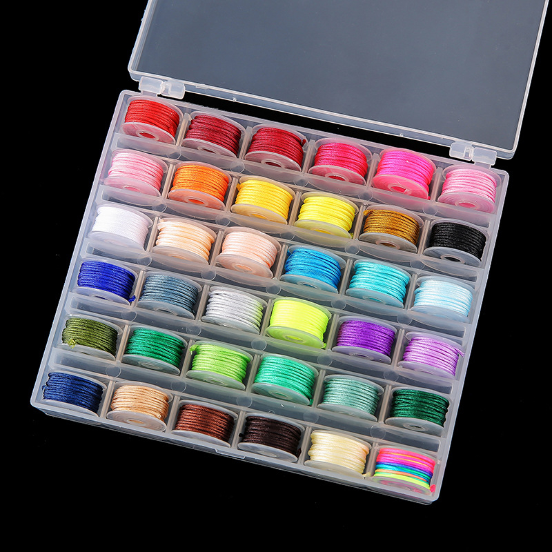 Dreamland DIY papuošalų rinkinys: nailoniniai siūlai pynimui apyrankėms ir karoliams; sidabro grynumas 925/800; metalo kokybė 9552.