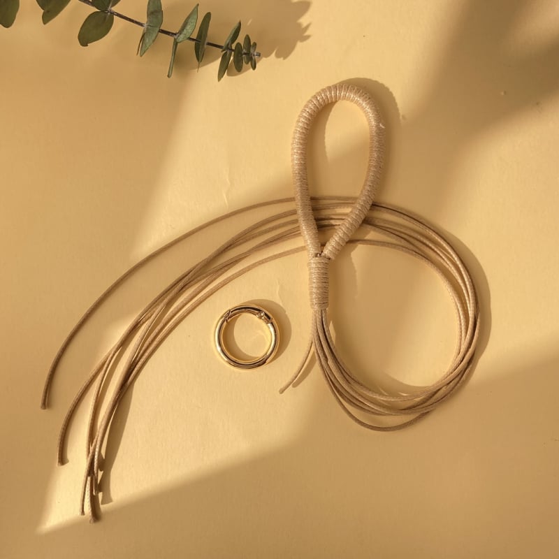 Aštuonių siūlų odinis virvės siūlas – rankų mezgimo pusgaminių siūlų rinkinys su pritaikymo galimybe (Pavasaris 2025)