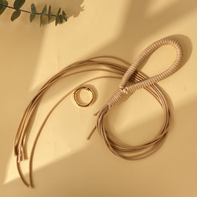 Aštuonių siūlų odinis virvės siūlas – rankų mezgimo pusgaminių siūlų rinkinys su pritaikymo galimybe (Pavasaris 2025)