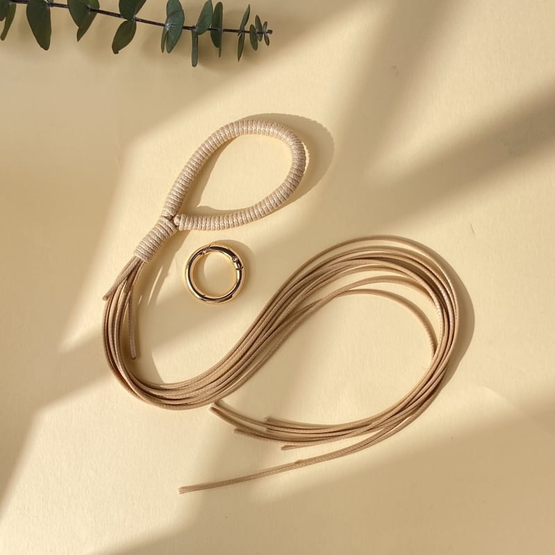 Aštuonių siūlų odinis virvės siūlas – rankų mezgimo pusgaminių siūlų rinkinys su pritaikymo galimybe (Pavasaris 2025)