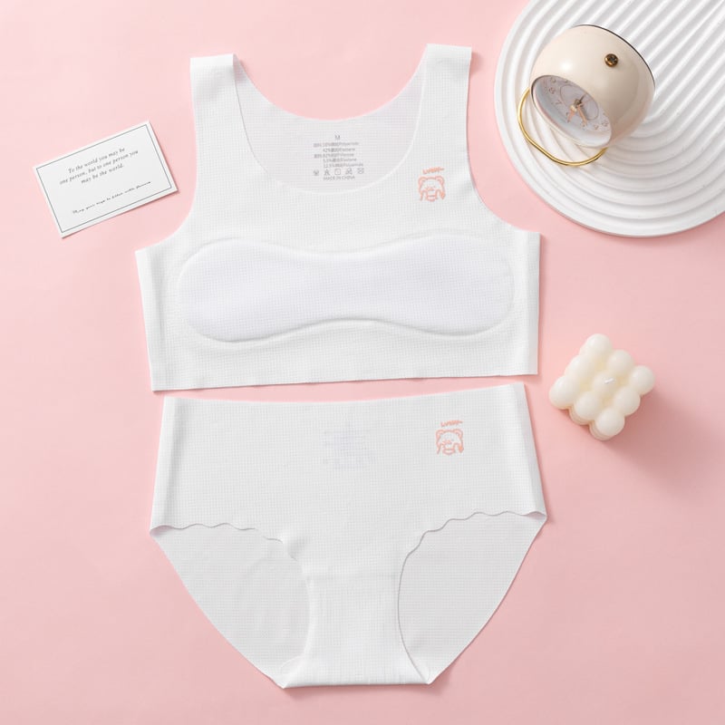 Детски комплект бельо за лято – безшевна жилетка и долнище за момичета 12–15 г., Ice Silk плат, основна тъкан Nylon, подплата вискоза, фиксирани двойни презрамки, удобен