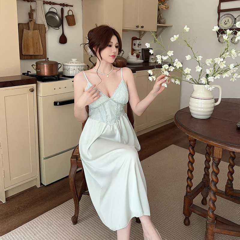 Set za domaću odjeću od ice silk s V-izrezom i dugim rukavima, 90–95% poliester, umjerena težina 161–180 g/m2