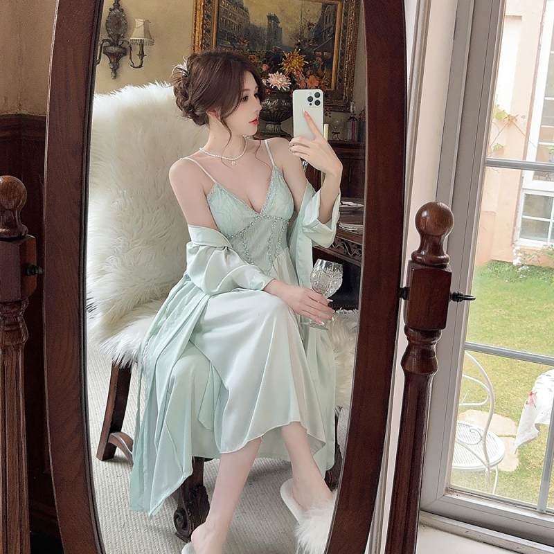 Set za domaću odjeću od ice silk s V-izrezom i dugim rukavima, 90–95% poliester, umjerena težina 161–180 g/m2