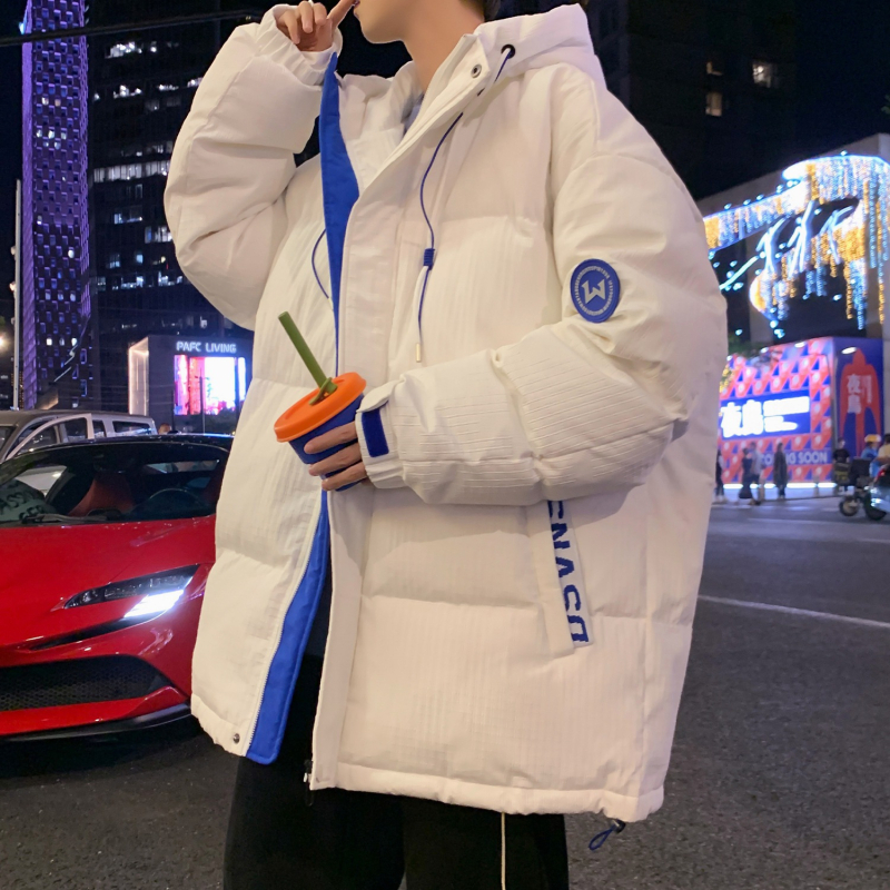 Talvejakke valge pardi sulgedega täidisega, paks, kapuuts, tõmblukuga, keskmise pikkusega, polüestrist välistä