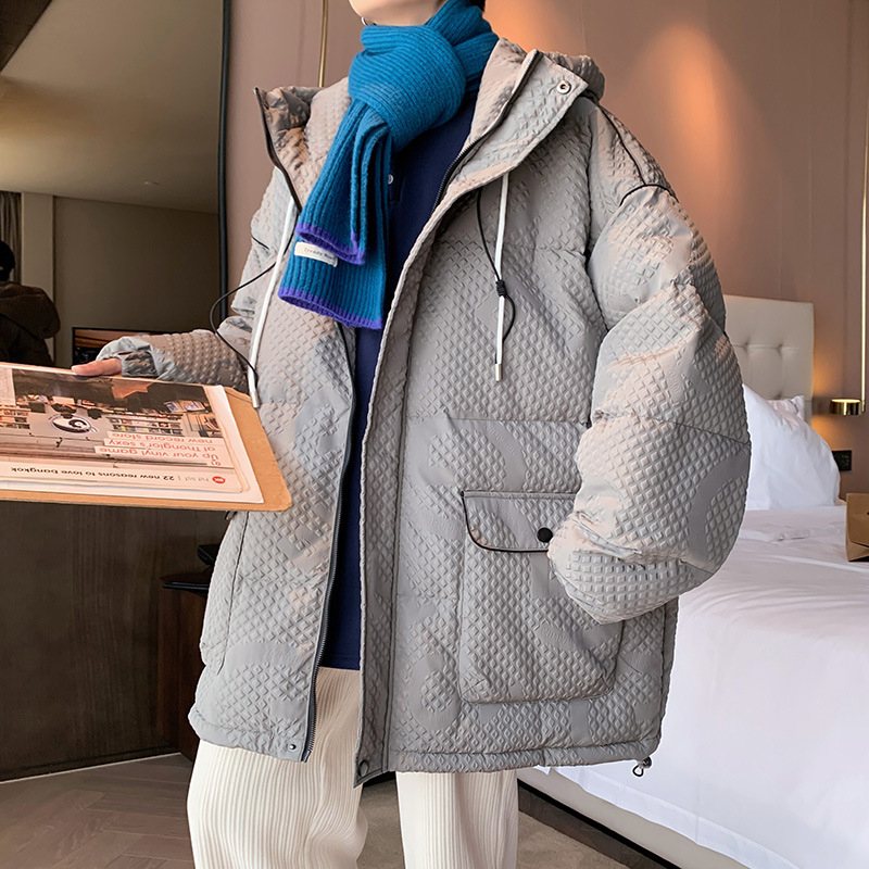 Talvejakke valge pardi sulgedega täidisega, paks, kapuuts, tõmblukuga, keskmise pikkusega, polüestrist välistä