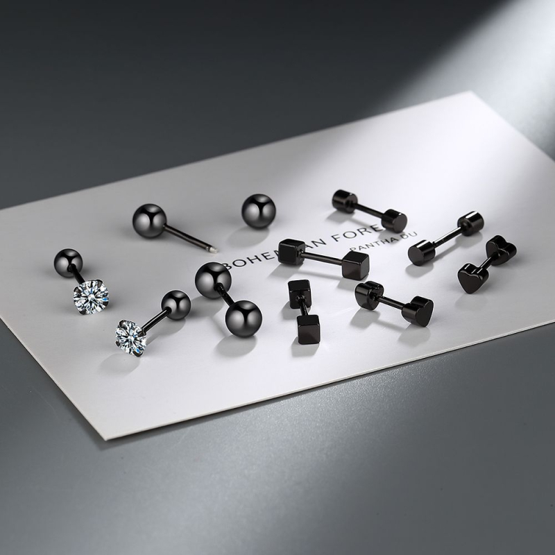 Réz fülbevalók Seiko felülettel, geometriai dizájn és szív alakú cirkón kövek