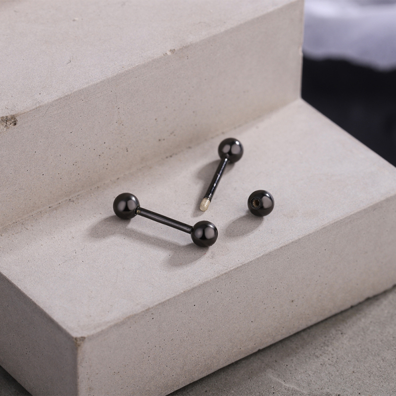 Réz fülbevalók Seiko felülettel, geometriai dizájn és szív alakú cirkón kövek