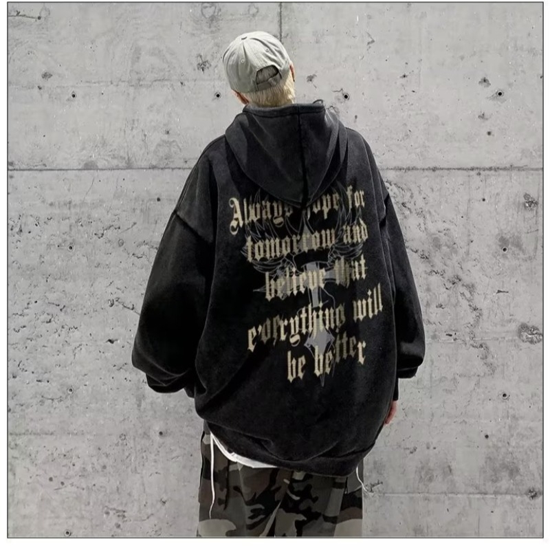 Muški hoodie s kapuljom, 96% pamuk, labav kroj, teško opran i izlizani završetak, jesen.