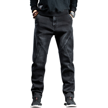 Férfi farmerok, egyenes szabás, középmagasságú derék, cipzáras zárás, mikroelasztikusság, öt zseb