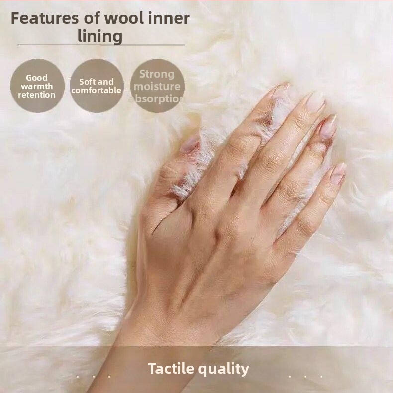 Košulja s vunenom podstavom; vanjska tkanina 100% pamuk; punjenje 30% vuna; obrađena tekućim amonijakom bez glađenja; debela, prugasta, kvadratni ovratnik, dugi rukav