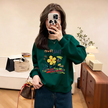 Női kapucnis pulóver kerek nyakkal, hosszú ujjú, szöveges nyomtatás, őszi 2025, európai elegáns ingázó stílus