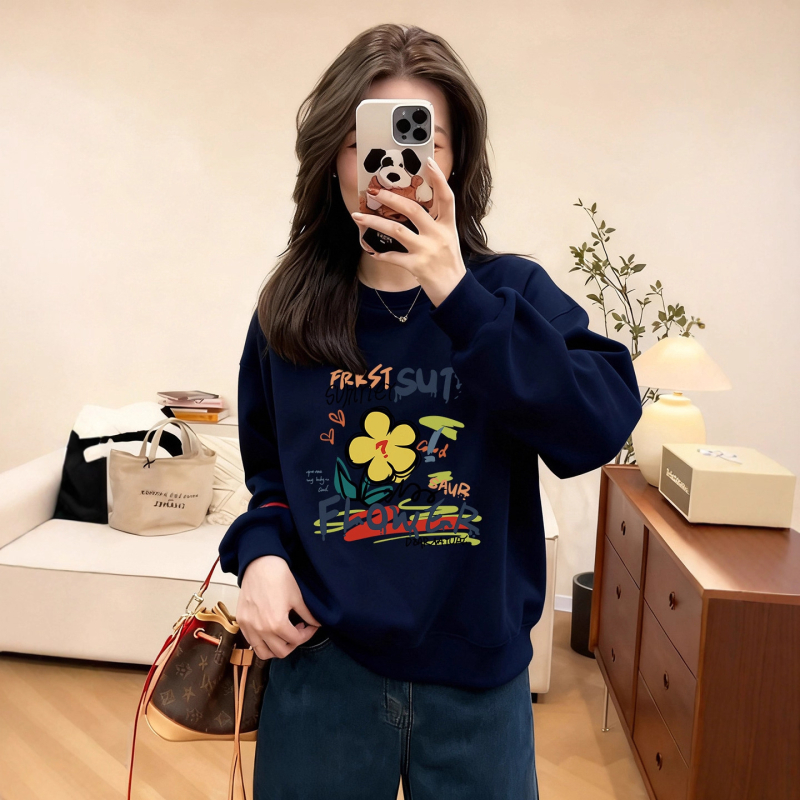 Női kapucnis pulóver kerek nyakkal, hosszú ujjú, szöveges nyomtatás, őszi 2025, európai elegáns ingázó stílus