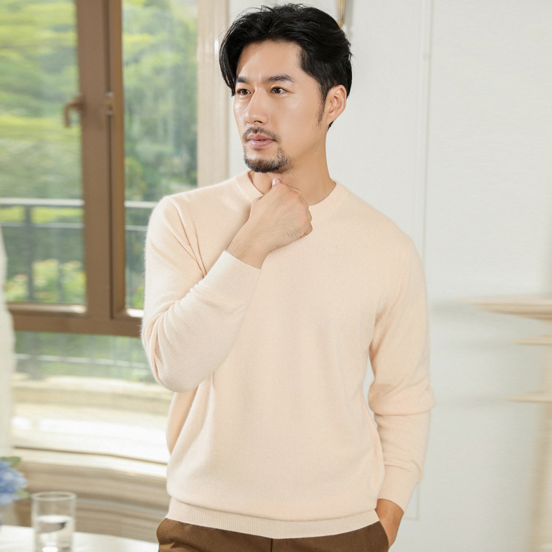 Muški pleteni pulover, okrugli izrez, dugi rukavi, slobodan kroj, 70% poliesterska smjesa