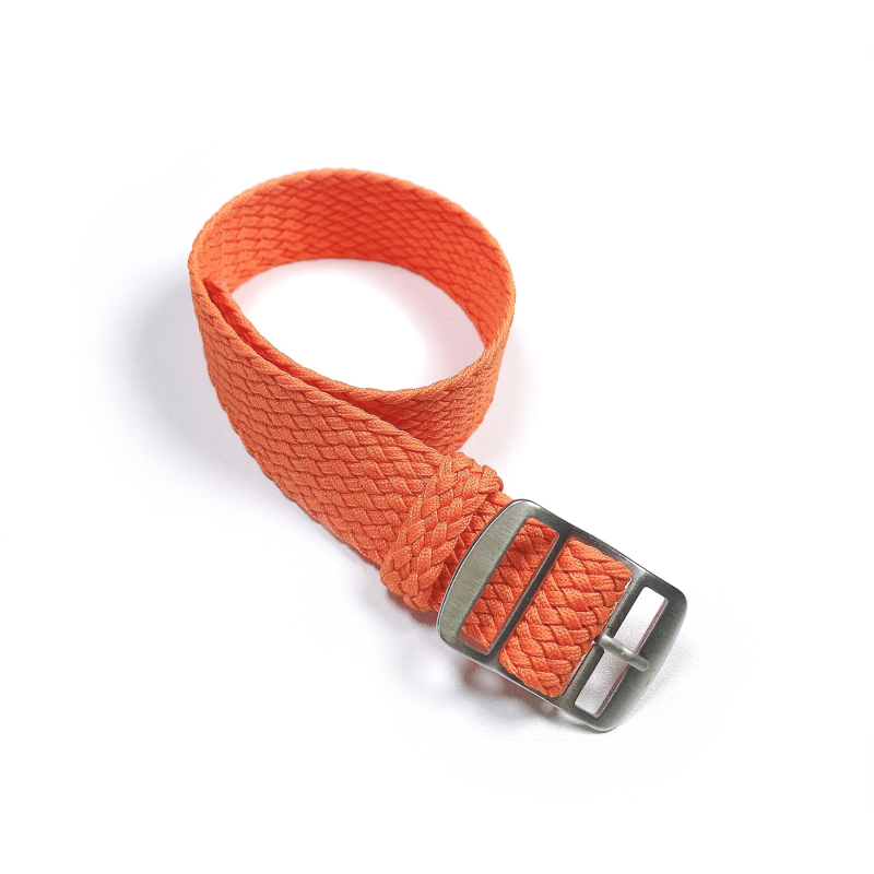 Nijon narukvica za sat s twist pletenicom, srebrno matovim kopčom od nehrđajućeg čelika; marka Instantaneous jump strap.